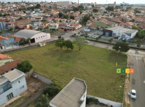 iportofeliz-imobiliaria-porto-feliz-terreno-descida-tenis-clube-esquina2